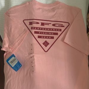 Short Sleeve Men’s Columbia T-Shirt NWT